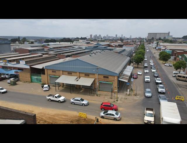 1,200M² WAREHOUSE TO LET IN PRETORIA WEST